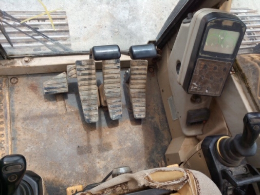 ขายครับ CAT 312 รถขุดเก่านอก ติดต่อ น๊อค 098-246-3778