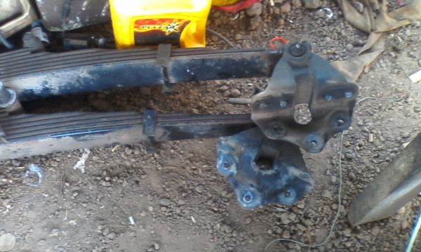 แหนบหน้า UD CWM45 ... 5500บาท แหนบหน้า UD CWM45 ... 5500บาท