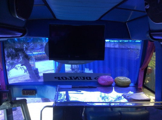 ขายรถบัสแอร์ 6 ล้อถุงลม ขายรถบัสแอร์ 6 ล้อถุงลม