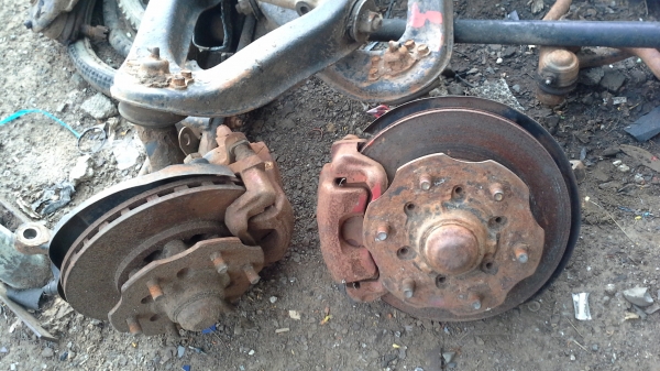 ขายดิสหน้านิสสันพร้อมปีกนก ใว้แปลงใส่ช้างเหยียบ620ราคาถูก5500-ด่วนๆ