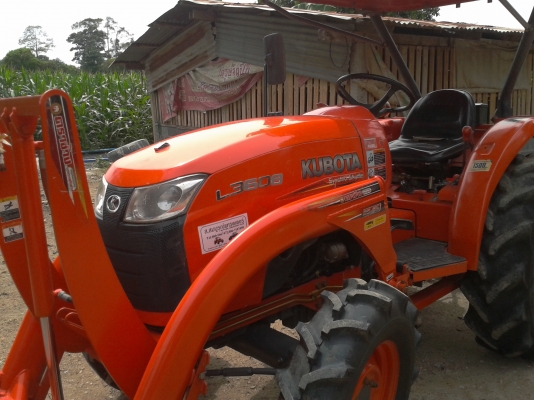 ขายรถไถคูโบต้า KUBOTA L 3608 (4WD) พร้อมใบมีดคานบน