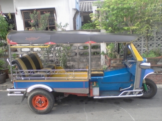 ขายตุ๊กตุ๊กป้ายเหลือง ทะเบียนเต็มพร้อมโอนราคาเริ่มต้น55,000บาท ขายตุ๊กตุ๊กป้ายเหลือง ทะเบียนเต็มพร้อมโอนราคาเริ่มต้น55,000บาท