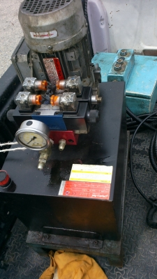 ไฮดรอลิค 1 ชุด