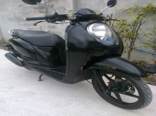 ขายScoopy-i หัวฉีด ล้อแม็ก รถบ้านเครื่องเดิมๆสภาพดี