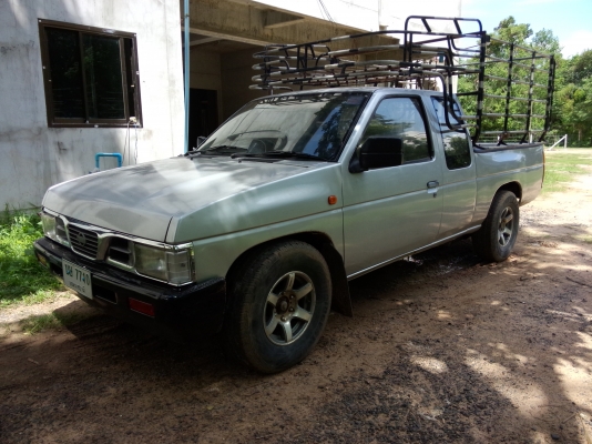 ขายรถกระบะ nissan big m ปี 97  2.5 กระจกไฟฟ้า สภาพพร้อมใช้ อวทม