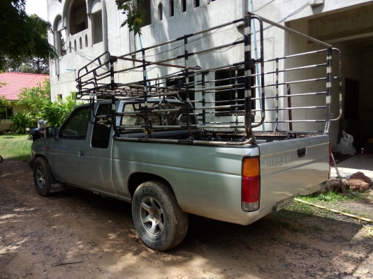 ขายรถกระบะ nissan big m ปี 97  2.5 กระจกไฟฟ้า สภาพพร้อมใช้ อวทม