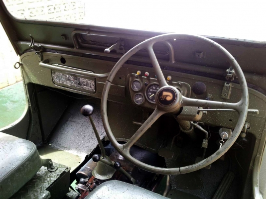 ขายรถ Jeep Willys ดีเซล 4x4 หลังคาผ้าใบ พร้อมโอน