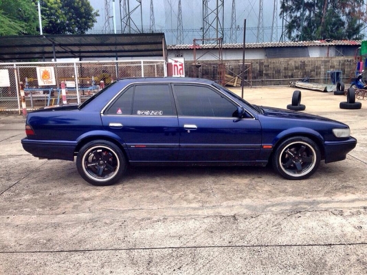 ฺBluebird u12 เครื่อง sr20เกียร์ออโต้ ติดแก๊สแล้ว