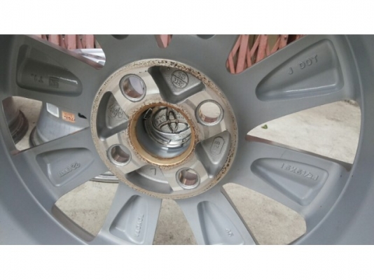 แม็กซ์ Toyota All New Vios Yaris 8 ก้าน ขอบ15