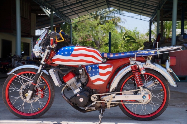 ขาย SUZUKI A 100 เครื่อง โซนิค ชักยาว เครื่องแน่นแรง สะใจ เพิ่งทำใหม่ ขับโครตดีครับ รับประกันความแรง เสียงท่อ โหด โหด อะไหล่แต่ง และสภาพรถโดยรวมตามรูปทุกอย่างครับ มีทะเบียนเล่มเครื่องพร้อมโอน มีโครง โซนิค ให้ด้วยครับ