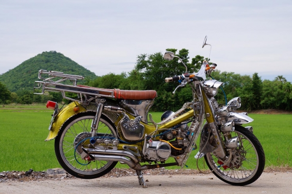 ขาย HONDA CM 90 แต่ง สวยสวย สภาพประกวด เครื่องดรีม ทู สตาทร์มือ เครื่องเงียบดีมาก ๆ รับประกันได้เลยครับ ระบบไฟ ติดครบ ทุกจุด อะไหล่แต่ง ชุบทั้งคัน สภาพแน่น ตามรูป เลยครับ รูปปัจจุบันนะครับ ( ย้ำว่ารูป ปัจจุบัน ) รถสวยมาก จริง ๆ เอกสารสำเนาหน้าเล่มเครื่อง ขาย HONDA CM 90 แต่ง สวยสวย สภาพประกวด เครื่องดรีม ทู สตาทร์มือ เครื่องเงียบดีมาก ๆ รับประกันได้เลยครับ ระบบไฟ ติดครบ ทุกจุด อะไหล่แต่ง ชุบทั้งคัน สภาพแน่น ตามรูป เลยครับ รูปปัจจุบันนะครับ ( ย้ำว่ารูป ปัจจุบัน ) รถสวยมาก จริง ๆ เอกสารสำเนาหน้าเล่มเครื่อง