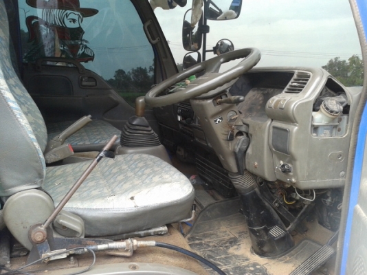 ขาย 6ล้อISUZU ดั้มสภาพพร้อมใช้งาน เครื่องเกียร์ดีแอร์เย็น เอกสารเล่มทะเบียน