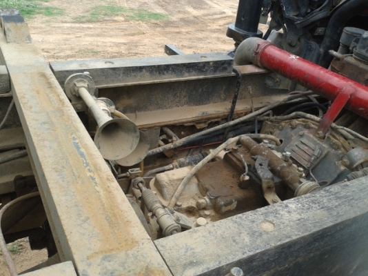 ขาย 6ล้อISUZU ดั้มสภาพพร้อมใช้งาน เครื่องเกียร์ดีแอร์เย็น เอกสารเล่มทะเบียน