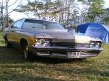 ขายรถอเมริกัน Buick LeSabre 1971สีทอง LPG ทะเบียนแท้ พร้อนโอน 290,000.- (ราคาคุยกันได้ครับ) 080-6127866