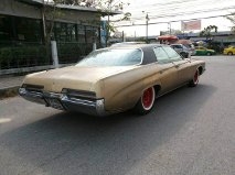 ขายรถอเมริกัน Buick LeSabre 1971สีทอง LPG ทะเบียนแท้ พร้อนโอน 290,000.- (ราคาคุยกันได้ครับ) 080-6127866