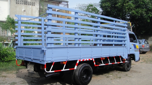 ISUZU NPR เครื่องดี ยางดี คัสฃีสวย พร้อมใช้ ISUZU NPR เครื่องดี ยางดี คัสฃีสวย พร้อมใช้