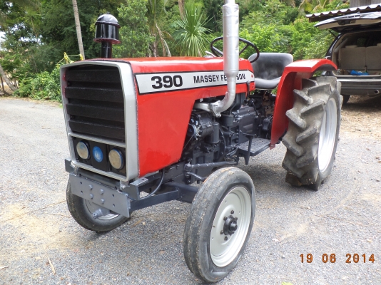 ขายด่วน รถไถ MASSEY FERGUSON 210 25 HP 086 1230703 ขายด่วน รถไถ MASSEY FERGUSON 210 25 HP 086 1230703