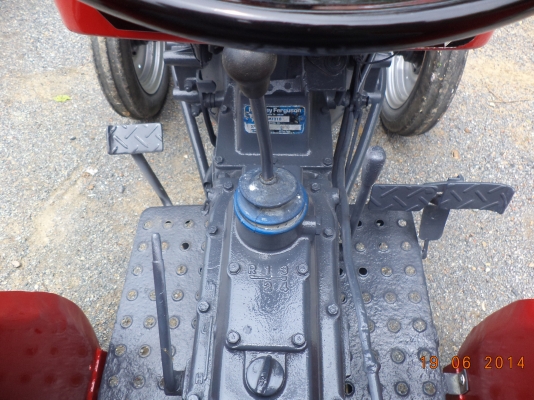 ขายด่วน รถไถ MASSEY FERGUSON 210 25 HP 086 1230703 ขายด่วน รถไถ MASSEY FERGUSON 210 25 HP 086 1230703