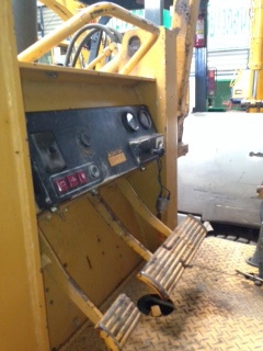 รถดันดิน Komatsu D21S-6 S/N: 60265 นำเข้าเองจากอิตาลี สนใจโทร. 080-6565422 (หนิง)