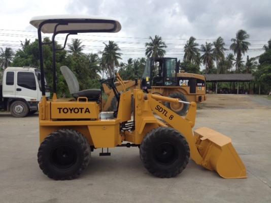 รถตักล้อยาง เอวอ่อน TOYOTA SDTL8 (เท่า WA30) มือสองนำเข้าจากญี่ปุ่น