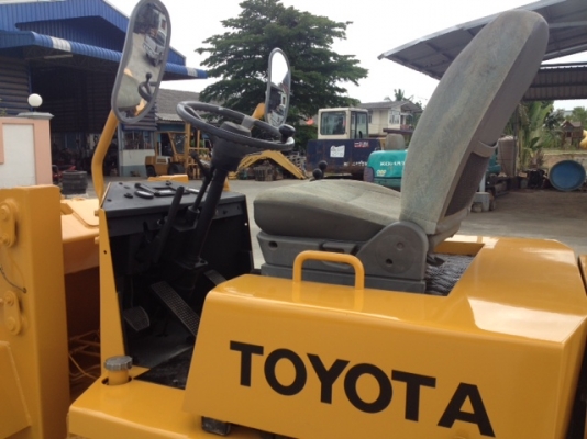 รถตักล้อยาง เอวอ่อน TOYOTA SDTL8 (เท่า WA30) มือสองนำเข้าจากญี่ปุ่น