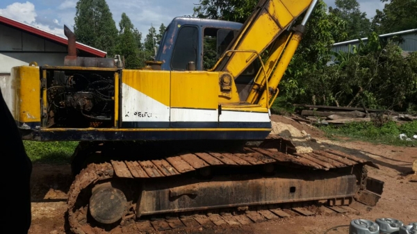 ขายรถแบ็คโค kobako mark 2 200 โซหนา 0811838154 ขายรถแบ็คโค kobako mark 2 200 โซหนา 0811838154