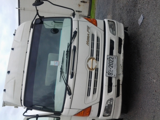 ฮีโน่เมก้า 2003 212แรง รถห้างป้ายแดง ฮีโน่เมก้า 2003 212แรง รถห้างป้ายแดง