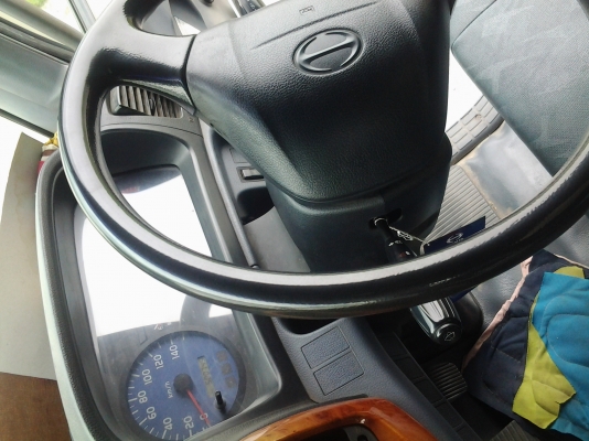 ฮีโน่เมก้า 2003 212แรง รถห้างป้ายแดง ฮีโน่เมก้า 2003 212แรง รถห้างป้ายแดง