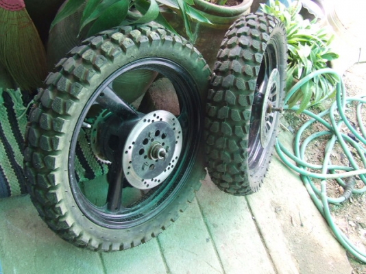 ขายแม็กพร้อมยาง 3500