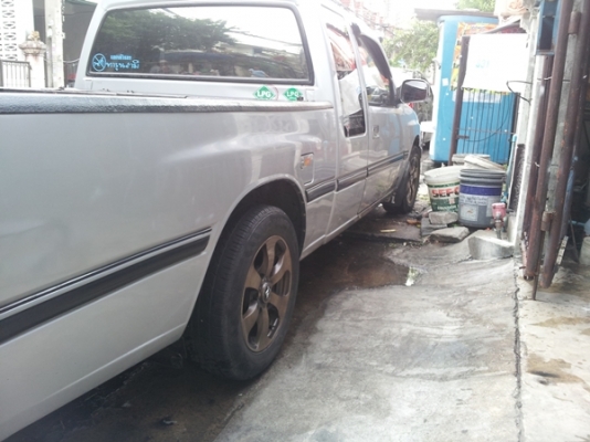 ขาย หน้าหนู วาง J ติด lpg  รถสวยๆ วิ่งจมไมค์