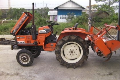 รถไถดีเซลยี่ห้อ ฮิโนโมโต้ มาใหม่ราคาพิเศษ68,000บาท สนใจทดลองสินค้าและต่อรองราคาได้ สภาพเหมือนชั่วโมงใช้งานน้อยhttp://www.youtube.com/watch?v=aTcacl4QrFs