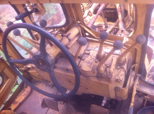 ขายรถเกรด CAT 12F เครื่องติดได้ ทำงานได้ เอกสารสัญญาซื้อขาย