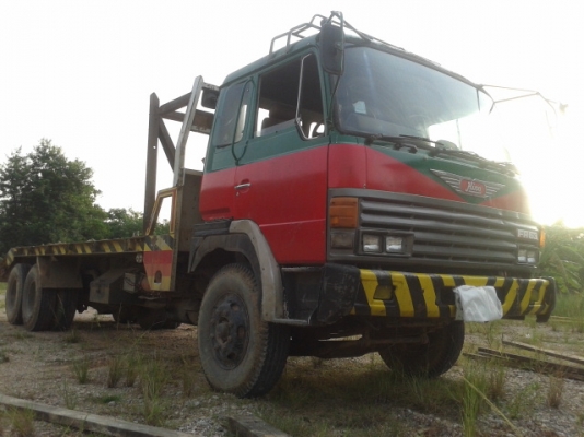 10 อีโน่  8 สูบ  300  แรงม้า  ระบบไฟฟ้ายกหัว  (ท้ายเป็ดหรือท้าลาด)  พร้อมใช้งาน เล่มพร้อม..