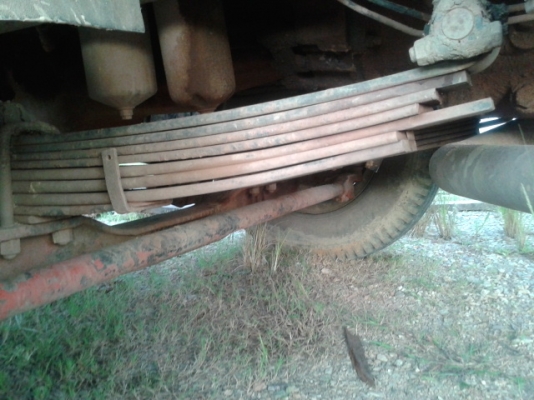 10 อีโน่  8 สูบ  300  แรงม้า  ระบบไฟฟ้ายกหัว  (ท้ายเป็ดหรือท้าลาด)  พร้อมใช้งาน เล่มพร้อม..