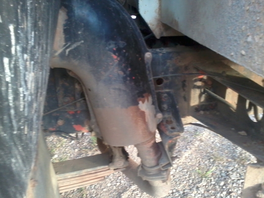 10 อีโน่  8 สูบ  300  แรงม้า  ระบบไฟฟ้ายกหัว  (ท้ายเป็ดหรือท้าลาด)  พร้อมใช้งาน เล่มพร้อม..