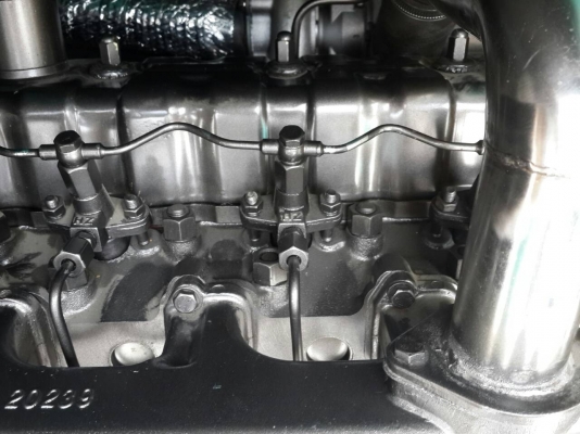 เครื่องปั๋นไฟยี่ห้อ ASHITA รุ่นใหม่จากจีนนำเข้าไฟเป็นระบบ บัสเลสขนาด30-80KVA ราคาเริ่มที่165,000บาท