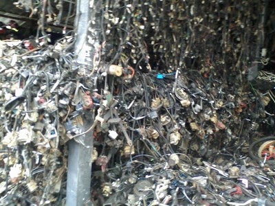 ขายเครื่อง มอเตอร์ไซด์มือสองครับ  คละรุ่น  ราคา  ตามสภาพ ครับ