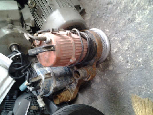 ขาย !! ไดโว่สูบน้ำนาด2"ไฟบ้าน พร้อมใช้งาน