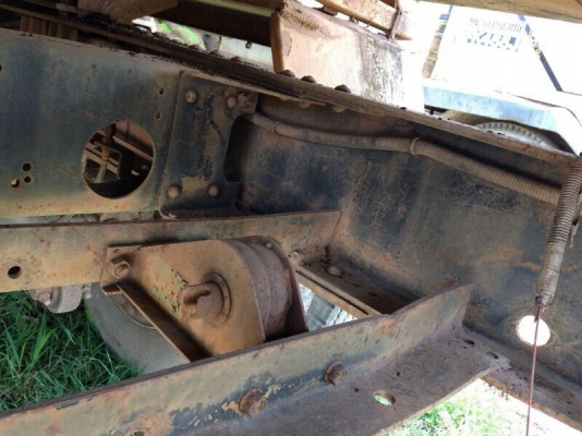 รถฮีโน่ 10  ล้อดั้ม 320 แรงม้า. ปี 48  ( ขายคู่ รถน้ำ. )  สนใจติดต่อ 081 - 6079515