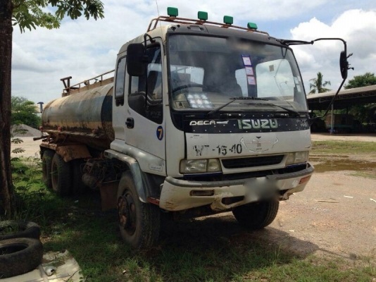 รถฮีโน่ 10  ล้อดั้ม 320 แรงม้า. ปี 48  ( ขายคู่ รถน้ำ. )  สนใจติดต่อ 081 - 6079515