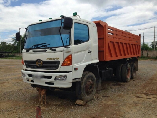 รถอีซูซุ 10 ล้อ บรรทุกน้ำ 195 แรงม้า. ปี 40  ( ขายคู่ ฮีโน่ 320 แรงม้า. )  สนใจติดต่อ  081 - 6079515