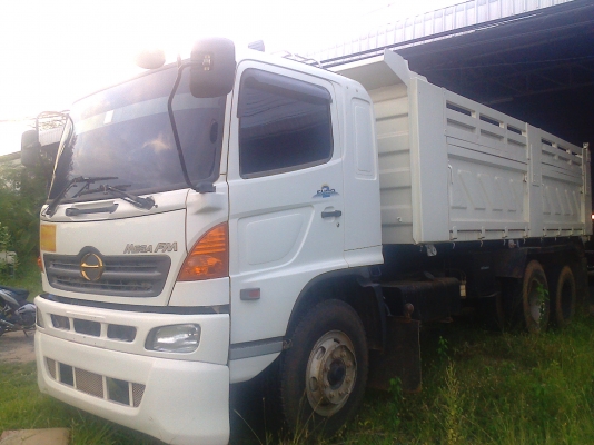 สิบล้อ HINO MAGA 260HP สองเพลาดั้มปี47 มีลำโพลากลูก ราคา1980,000.บ ทะเบียนพร้อมโอน ราคาต่อรองได้ ครับ