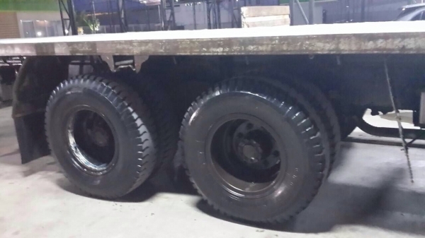 ขายรถบรรทุกสิบล้อติดเครน HINO FM227 เครื่องเดิม Em100 - 2 เพลา ช่วงยาว 7 เมตร ติดเครน 3 ตัน ทะเบียนพร้อม ขายรถบรรทุกสิบล้อติดเครน HINO FM227 เครื่องเดิม Em100 - 2 เพลา ช่วงยาว 7 เมตร ติดเครน 3 ตัน ทะเบียนพร้อม