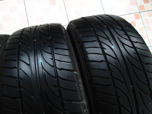 ขายยาง DUNLOP LM703 205-55-16 ปี1812 ดอกสวยๆๆ (1ชุด)