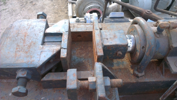 Sell> ขายเครื่องตัดและดัด เหล็กกลม เหล็กข้ออ้อย ด้วยระบบไฮดรอลิค พร้อมใช้งาน กำแพงแสน นครปฐมครับผม