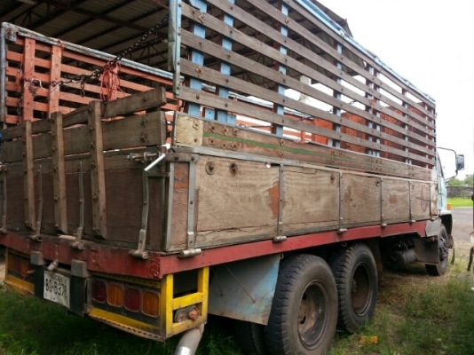 ขายHINO FC114 ยาว5.50เมตร กระบะไม้ เครื่องดี แคชซีสวย เอกสารพร้อมโอน