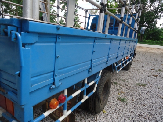 ขายด่วนรถ6ล้อมิชูยูโรวัลเครือง122แรงม้าปี47กะบะยาว4.3เมตร