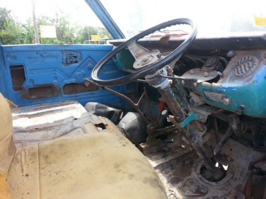 ขายรถโม่ปูน2คิว เครื่อง74แรง สภาพพร้อมใช้งาน ทะเบียนขาด3ปี เอกสารพร้อมโอน