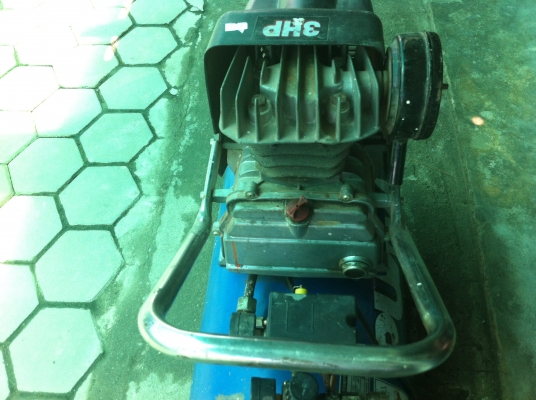 ปั็มลม 3 แรงม้า PUMA เป็นแบบโรตารี่ป้็มลมได้เร็วทันใจ ความจุถัง 50 ลิตร มีชุดปรับแรงดันลมตามที่ต้องการ มีล้อลากเคลื่อนย้านสะดวก ปั็มลม 3 แรงม้า PUMA เป็นแบบโรตารี่ป้็มลมได้เร็วทันใจ ความจุถัง 50 ลิตร มีชุดปรับแรงดันลมตามที่ต้องการ มีล้อลากเคลื่อนย้านสะดวก