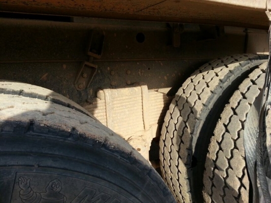 รถฮีโน่ 10 ล้อดั้ม 380 แรงม้า. ปี 53 ( ขายแม่ , ลูก )  ,  ( รถวิ่ง 2xx,xxx กม. )   สนใจติดต่อ 081 - 6079515